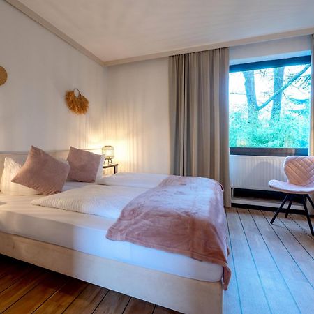 Hotel Waldkur Leer Extérieur photo